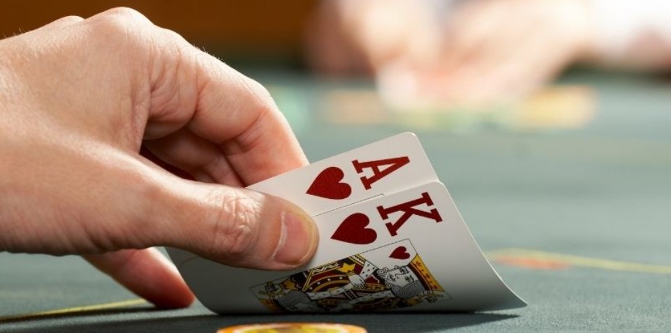 Nắm vững luật chơi để trở thành Hand Poker